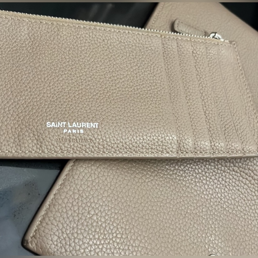 YVES SAINT LAURENT Sac de Jules Wallet - Picture 2 of 15